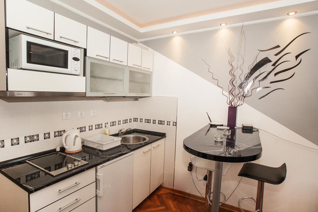 Star Apartment Belgrad Rum bild